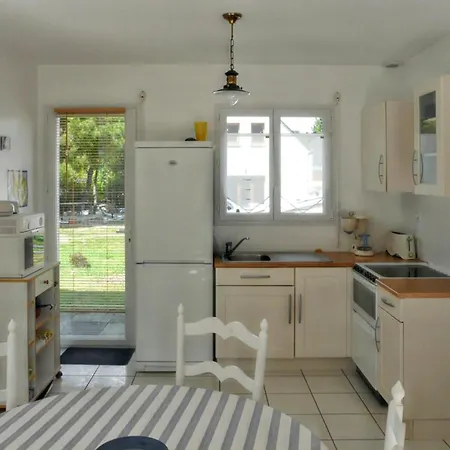 Charmante Maison Pres De Avec Jardin Et Terrasse Ferienhaus